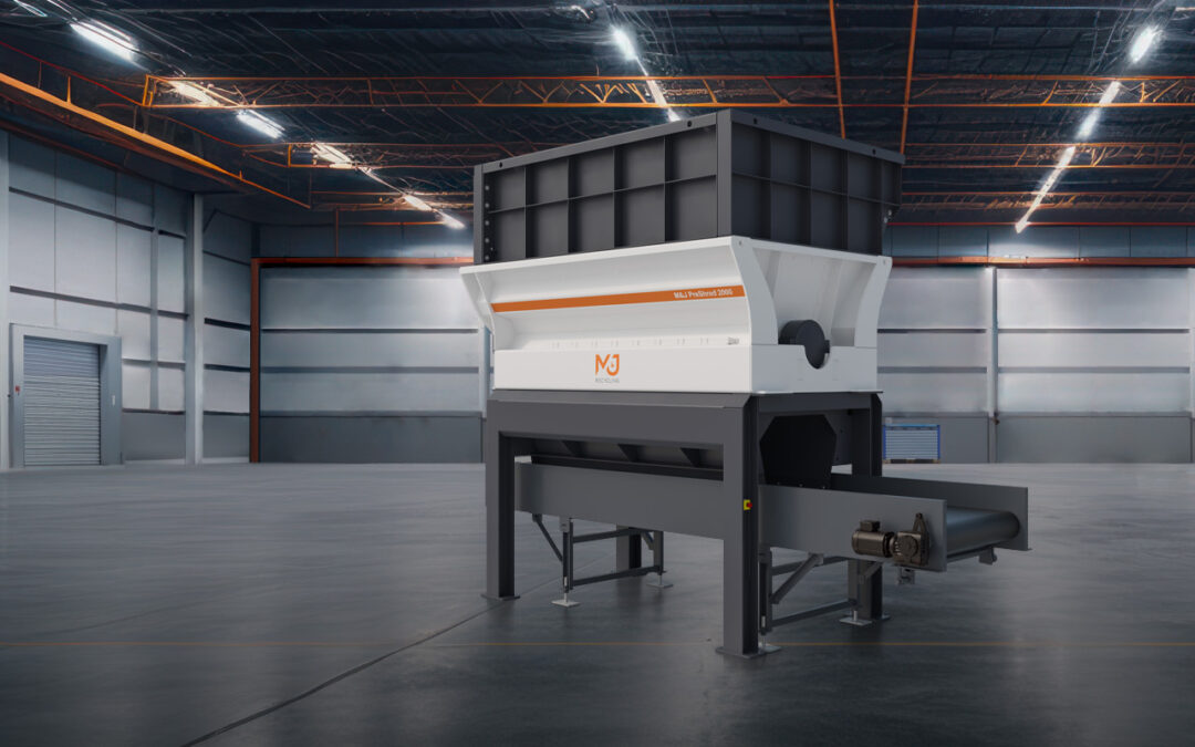 M&J 2000S hydraulic pre-shredder