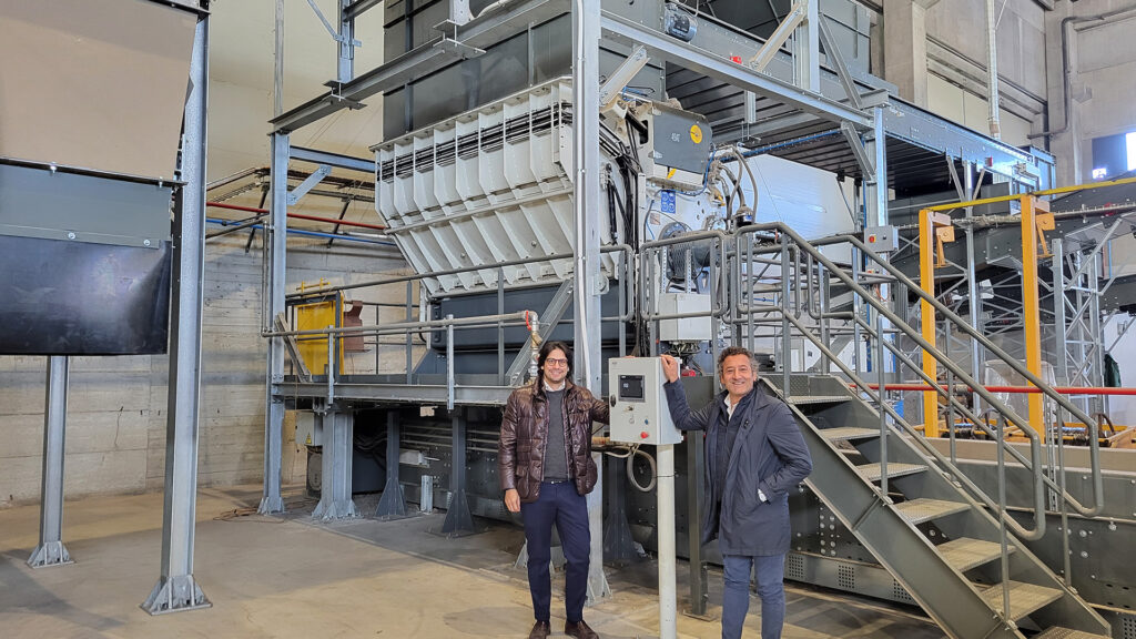 Ambiente Italia Acerra: “We wanted to work without compromises, so we chose M&J shredders”