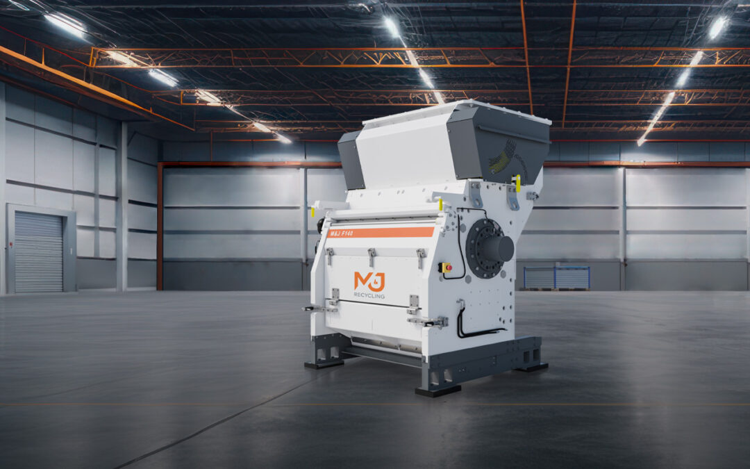 M&J F140 hydraulic fine-shredder