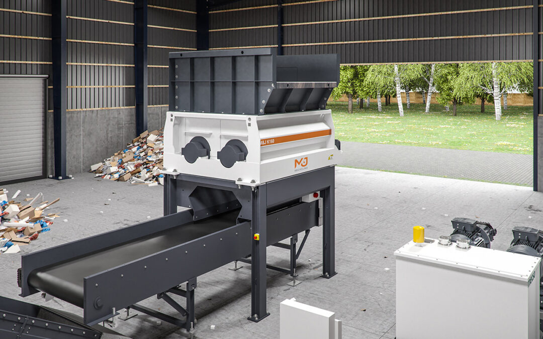 M&J K160 hydraulic pre-shredder